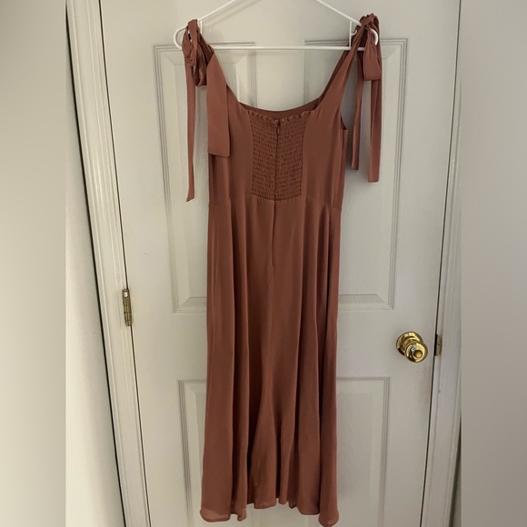 Reformation twilight dress in salmon pink. No alterations. - Picture 3 of 3
